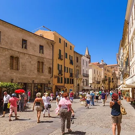 Apartment 5 Minuti A Piedi Dal Centro, Con Wi-fi E Aria Condizionata